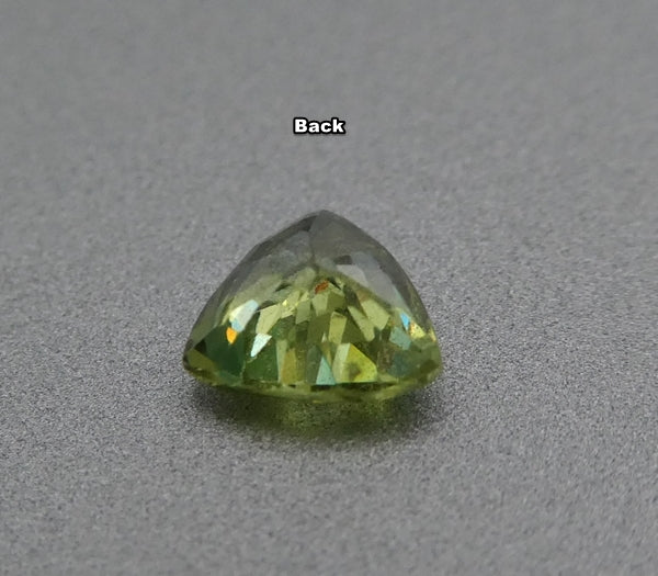 0.31CT RARE EXQUISITE TRILLION 100% NATURAL GREEN DEMANTOID