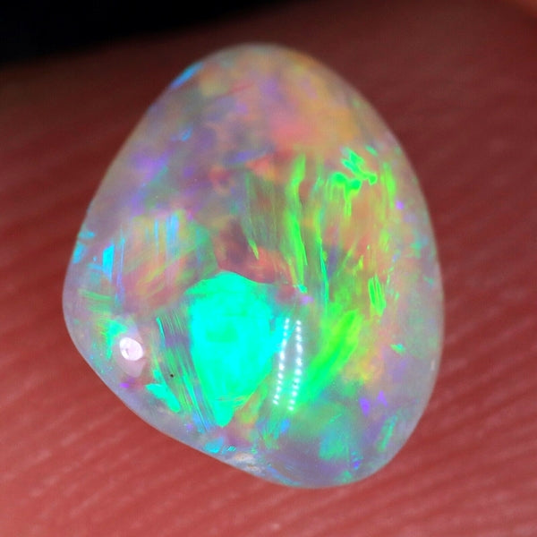 0.70CT EXCELLENT 100% NATURAL LIGHTNING RIDGE CRYSTAL OPAL