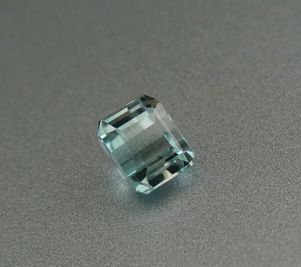 0.70CT 希少なエクセレント オクタゴン カット 100% 天然パステル ブルー トルマリン