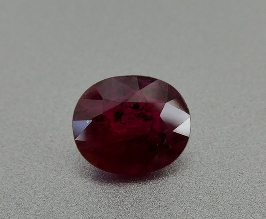 0.77CT SPLENDID OVAL CUT 100% NATURAL BLOOD RED RUBY