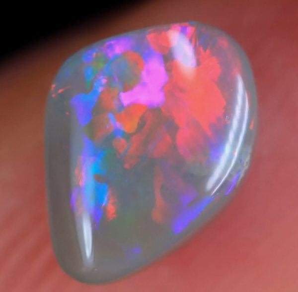 0.78CT AUSTRALIAN 100% NATURAL LIGHTNING RIDGE SEMI BLACK OPAL