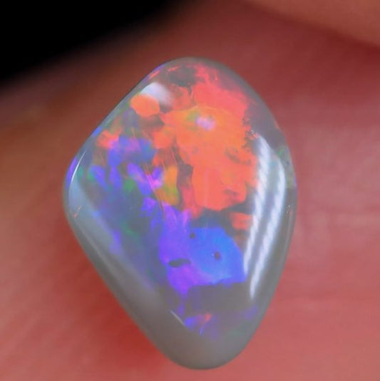 0.78CT AUSTRALIAN 100% NATURAL LIGHTNING RIDGE SEMI BLACK OPAL