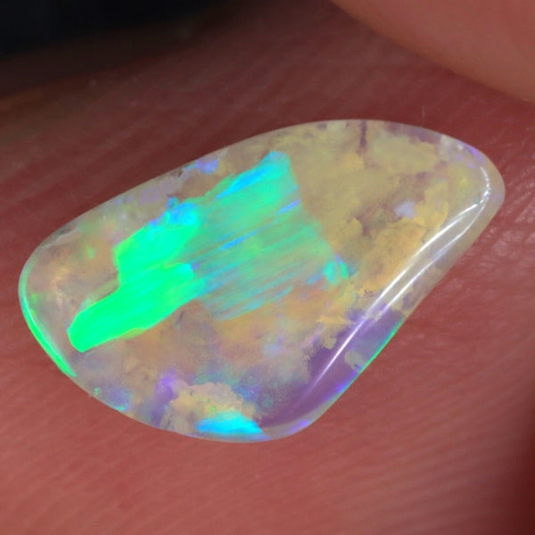 0.85CT EXCELLENT 100% NATURAL LIGHTNING RIDGE LIGHT OPAL