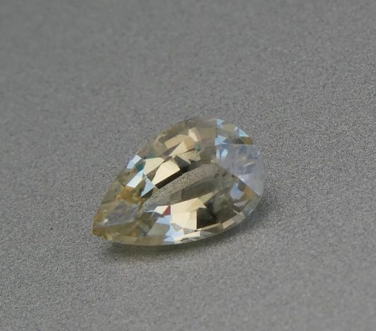 0.88CT UNHEATED PEAR CUT 100% NATURAL YELLOW CEYLON SAPPHIRE