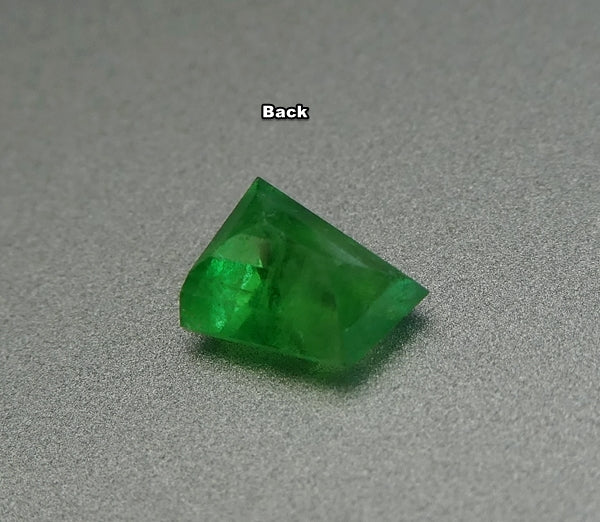 0.90CT SPLENDID FANCY CUT 100% NATURAL VIVID GREEN TSAVORITE GARNET