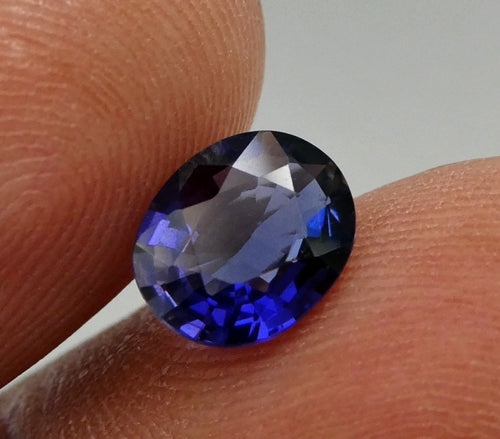 1.00CT SPLENDID OVAL 100% NATURAL ROAYL VIOLET BLUE CEYLON IOLITE