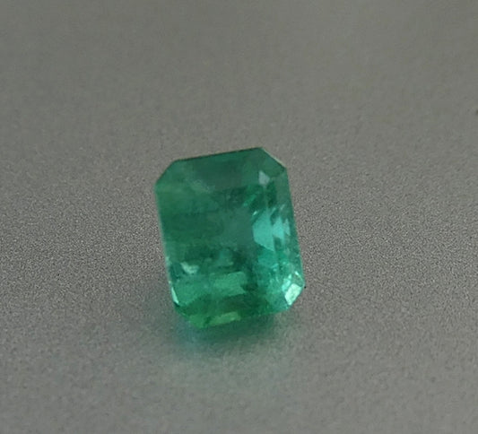 1.01CT SPLENDID OCTAGON CUT 100% NATURAL COLUMBIAN EMERALD