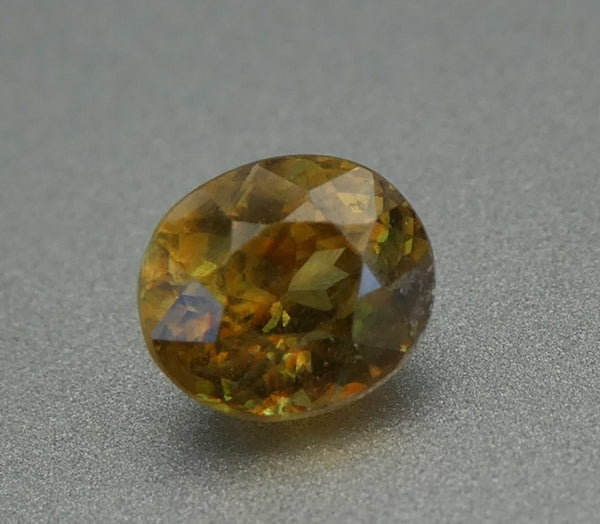 1.09CT SPLENDID OVAL CUT 100% NATURAL HONEY GREEN SPHENE