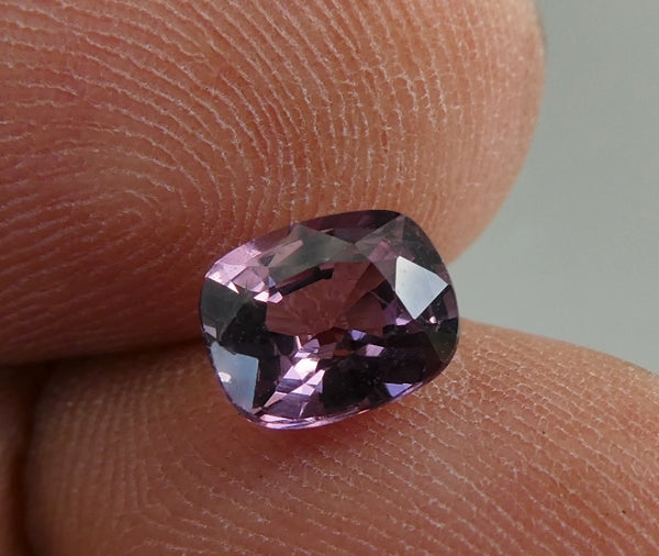 1.27CT SPLENDID CUSHION CUT 100% NATURAL PURPLE PINK SPINEL