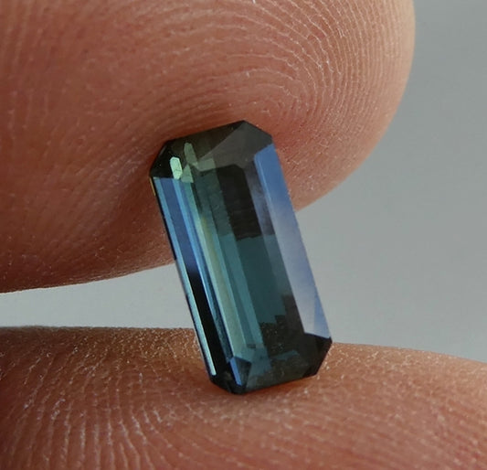 1.27CT EXCELLENT OCTAGON 100% NATURAL GREEN BLUE TOURMALINE