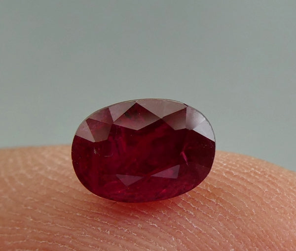 1.33CT EXCELLENT OVAL CUT 100% NATURAL BLOOD RED RUBY