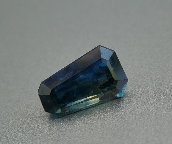 1.66CT UNHEATED FANCY CUT 100% NATURAL GREEN BLUE SAPPHIRE