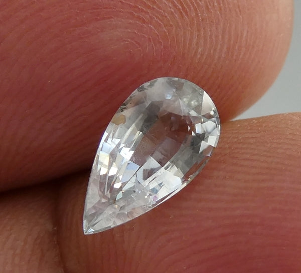 1.70CT UNHEATED SPENDID PEAR 100% NATURAL WHITE CEYLON SAPPHIRE