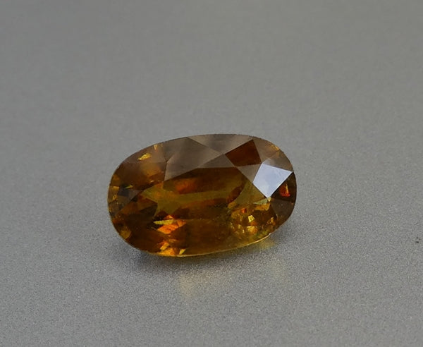 1.79CT SPLENDID BIG OVAL CUT 100% NATURAL HONEY GREEN SPHENE