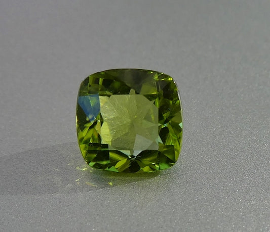 1.80CT SPLENDID CUSHION CUT 100% NATURAL BRILLIANT GREEN PERIDOT