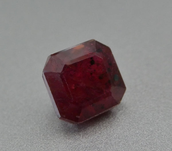 1.85CT EXCELLENT EMERALD 100% NATURAL BLOOD RED RUBY