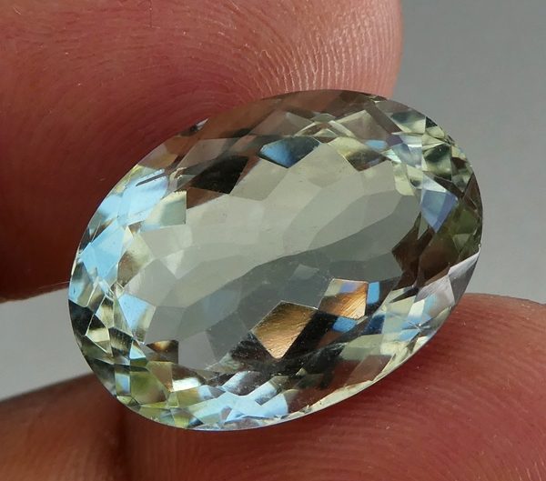 14.40CT SPLENDID BIG OVAL 100% NATURAL GREEN AMETHYST