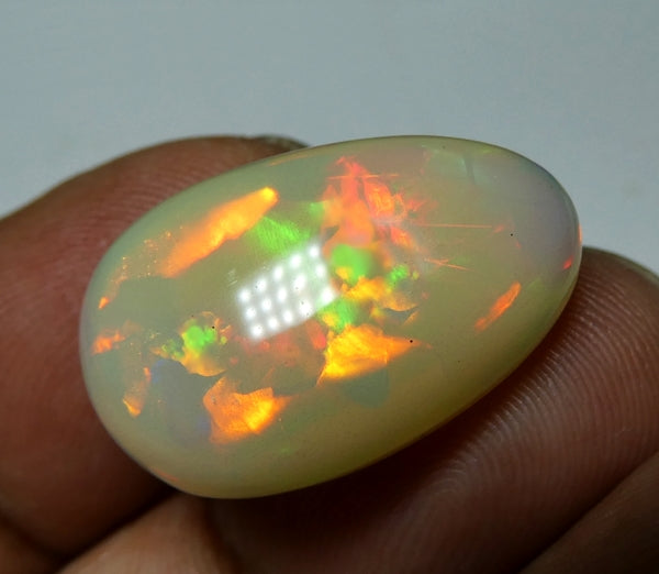 15.90CT UNTREATED RAINBOW FLASHING HUGE 100% NATURAL CRYSTAL OPAL