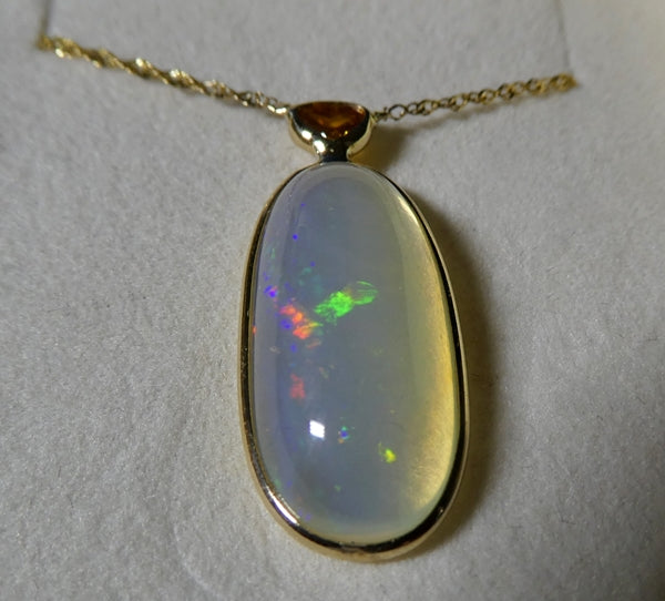 7.50CT SPLENDID UNHEATED 100% NATURAL OPAL & 0.25CT DIAMOND 14K SOLID YELLOW GOLD PENDANT NECKLACE