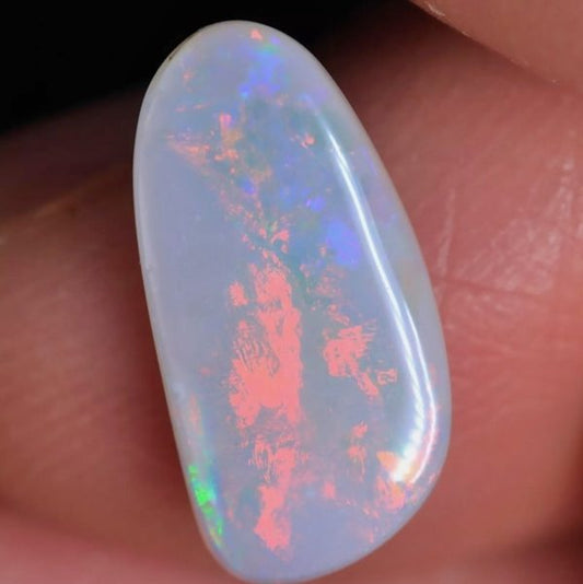 2.05CT EXCELLENT 100% NATURAL LIGHTNING RIDGE LIGHT OPAL