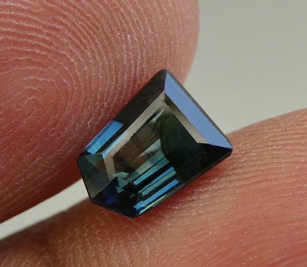 2.06CT UNHEATED FANCY CUT 100% NATURAL GREEN BLUE SAPPHIRE