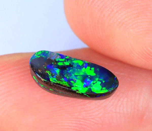 2.27CT UNHEATED EXCELLENT 100% NATURAL AUSTRALIAN BLACK BOULDER OPAL