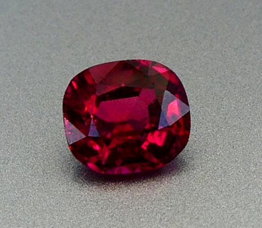 2.61CT EXCELLENT HUGE CUSHION 100% NATURAL PURPLE PINK RED UMBALITE