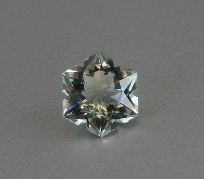 3.16CT SPLENDID CUSTOM CUT SNOWFLAKE 100% NATURAL GREEN AMETHYST