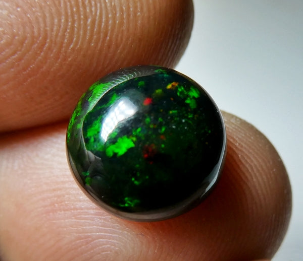 3.22CT UNHEATED RAINBOW STUNNER FLASHING 100% NATURAL ROUND BLACK OPAL