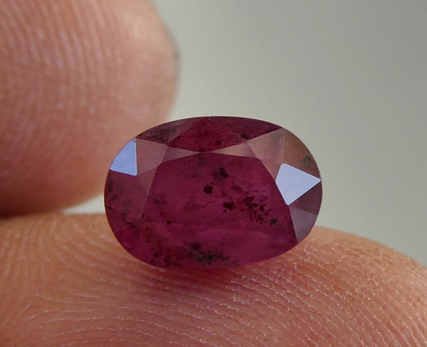 3.23CT SPLENDID OVAL CUT BIG 100% NATURAL PURPLE RED RUBY