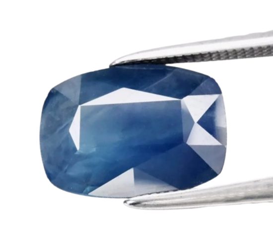 3.67CT VITREOUS BIG CUSHION 100% NATURAL BLUE SAPPHIRE