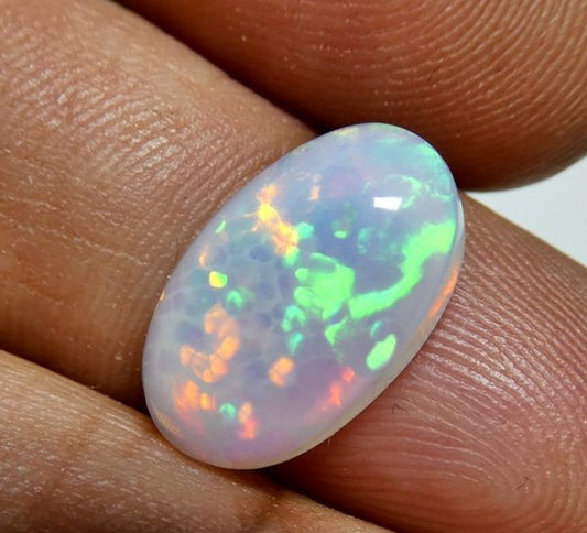 3.74CT UNTREATED RAINBOW FLASHING NATURAL CRYSTAL OPAL