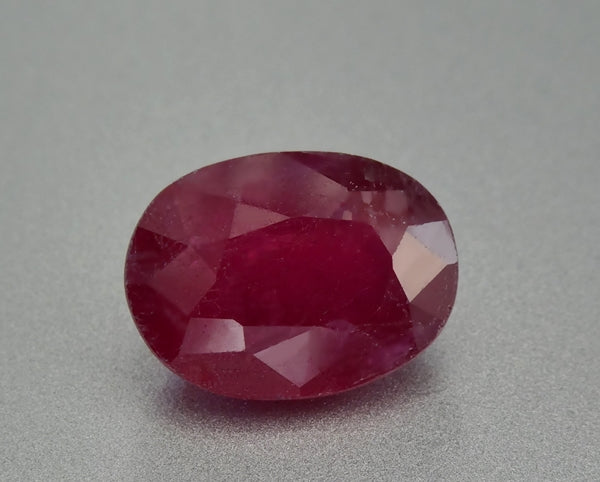 4.52CT SPLENDID HUGE OVAL CUT 100% NATURAL RED RUBY