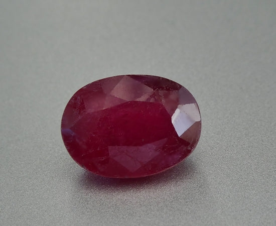 4.52CT SPLENDID HUGE OVAL CUT 100% NATURAL RED RUBY