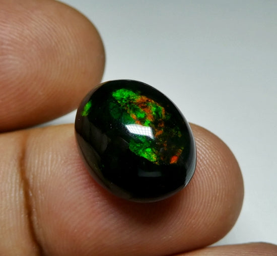 6.12CT UNHEATED RAINBOW STUNNER FLASHING 100% NATURAL ROUND BLACK OPAL