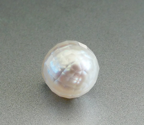 10.8MM BEAUTIFUL GENUINE CUSTOM WHITE SOUTH SEA PEARL