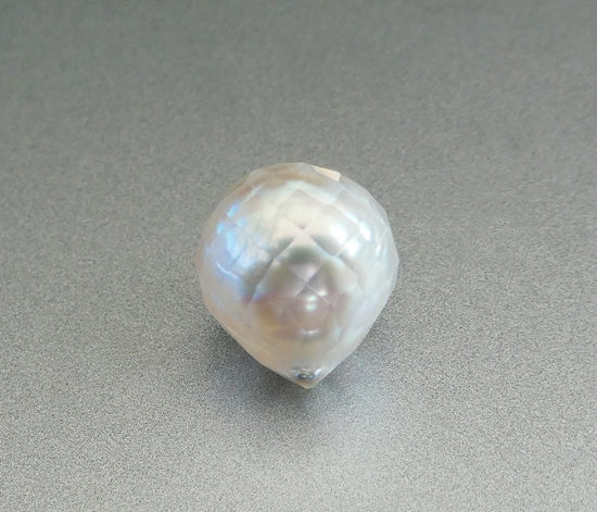 10.8MM BEAUTIFUL GENUINE CUSTOM WHITE SOUTH SEA PEARL