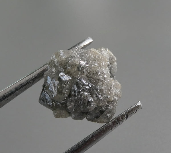 7.11CT UNTREATED HUGE 100% NATURAL GREYISH BLACK ROUGH DIAMOND