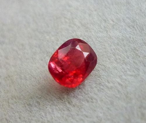 0.43CT NATURAL BLOOD RED BURMESE SPINEL