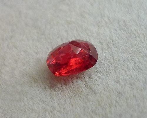 0.43CT ナチュラルブラッドレッドビルマスピネル