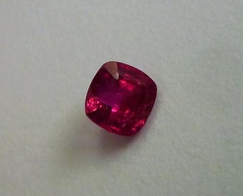 0.70CT EXCELLENT 100% NATURAL TOP RED CUSHION RUBY