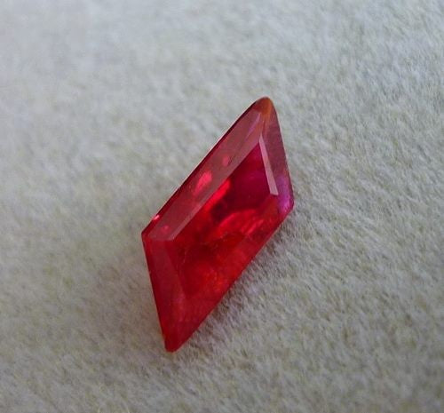 0.85CT UNHEATED NATURAL TOP RED FANCY RUBY