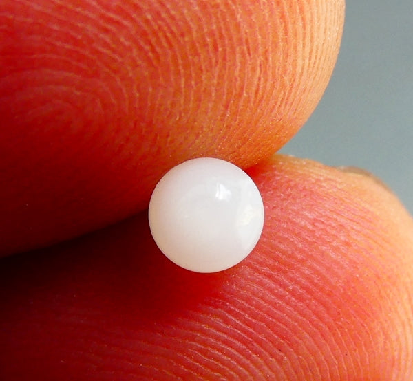 0.87CT EXTREMELY RARE NON-CULTURED 100% NATURAL WHITE WILD TRIDACNA CLAM PEARL