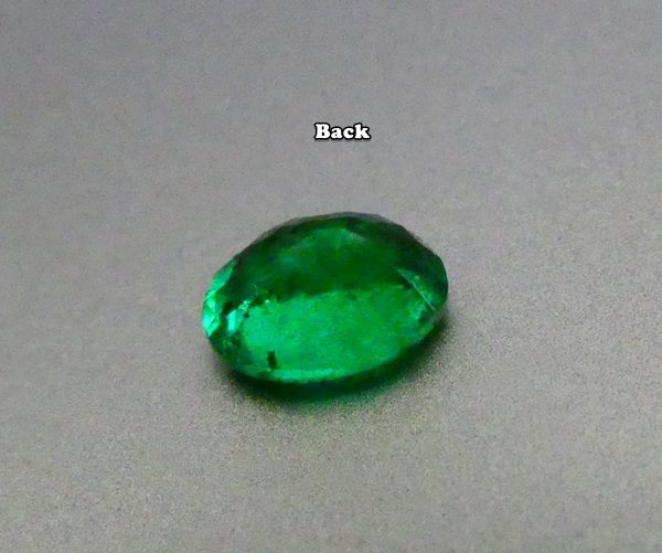 0.87CT EXCELLENT OVAL CUT BEST GREEN EMERALD