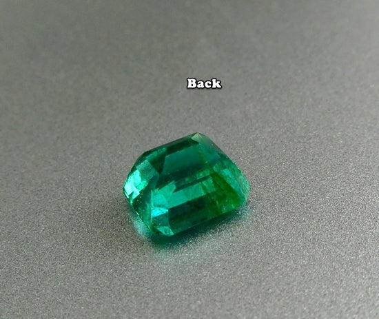 0.94CT EXCELLENT OCTAGON CUT 100% NATURAL BEST GREEN EMERALD