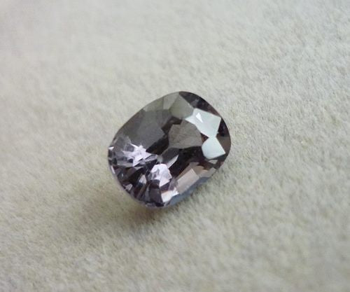 1.01CT NATURAL PURPLE SPINEL