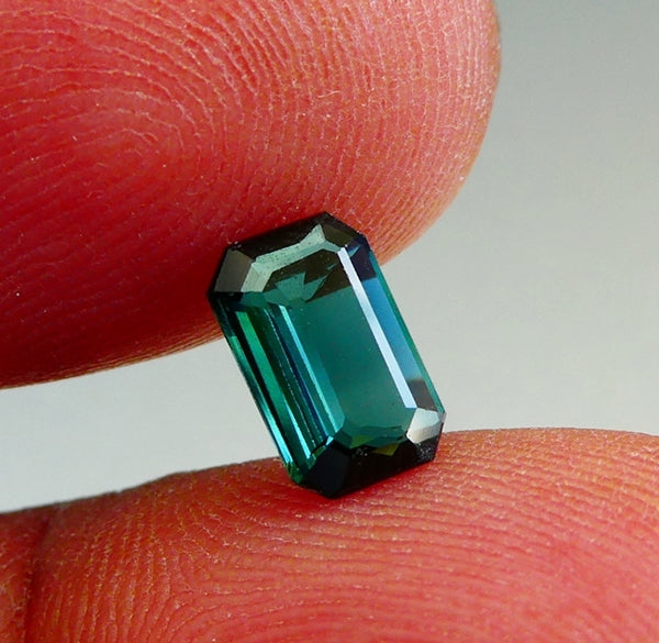 1.04CT SPLENDID UNHEATED OCTAGON 100% NATURAL INDICOLITE BLUE TOURMALINE