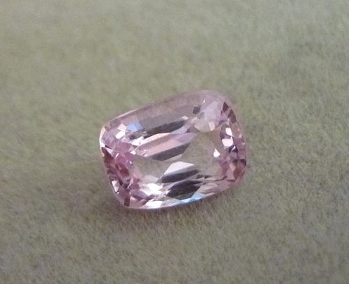 1.11CT EXQUISITE BABY PINK SPINEL