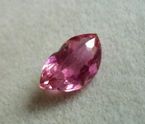 1.15CT 非加熱天然ピンクファンシートルマリン