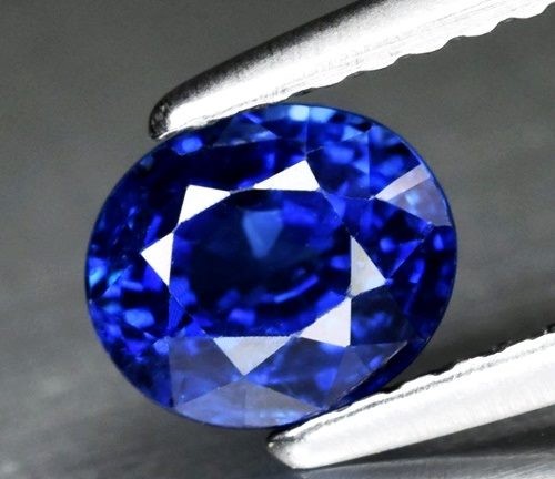 1.15CT NATURAL ROYAL BLUE SAPPHIRE